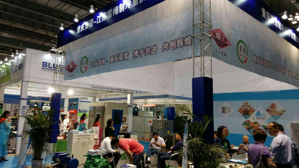 東西合作攜手共進 雪梅夏雪共創(chuàng)輝煌 東西合作攜手共進 雪梅夏雪共創(chuàng)輝煌